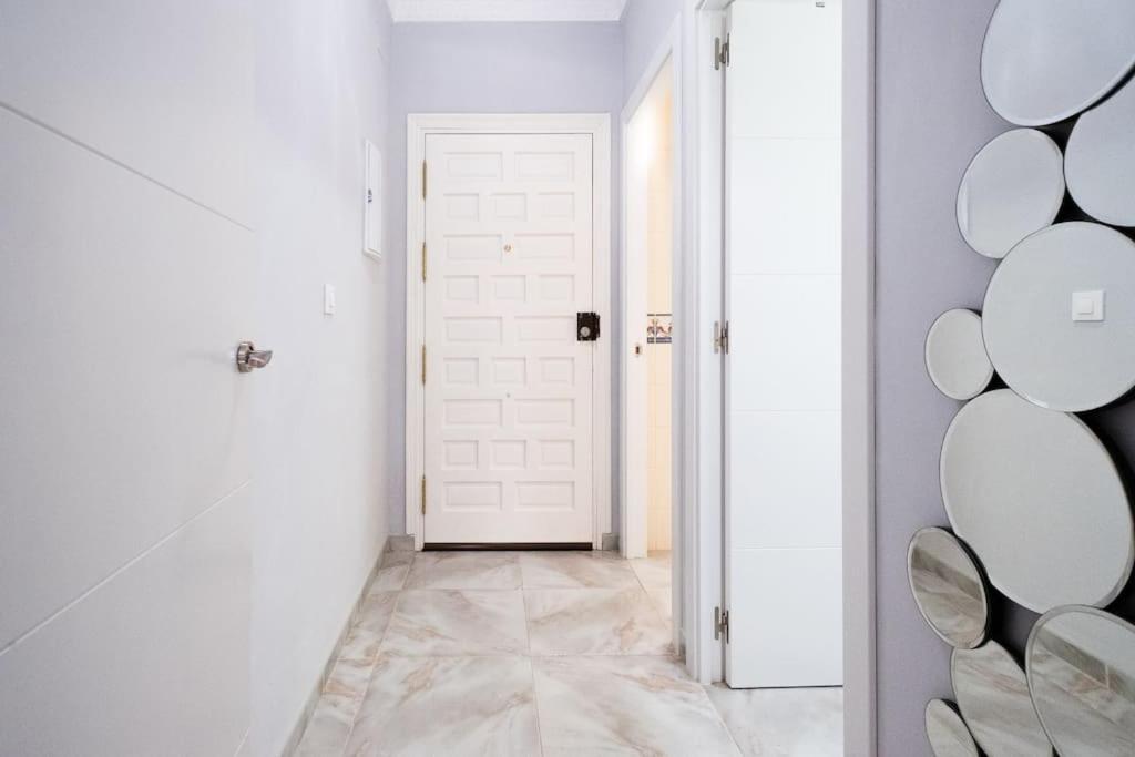 Apartamento Centro - Zona Arenal Appartamento Siviglia Esterno foto